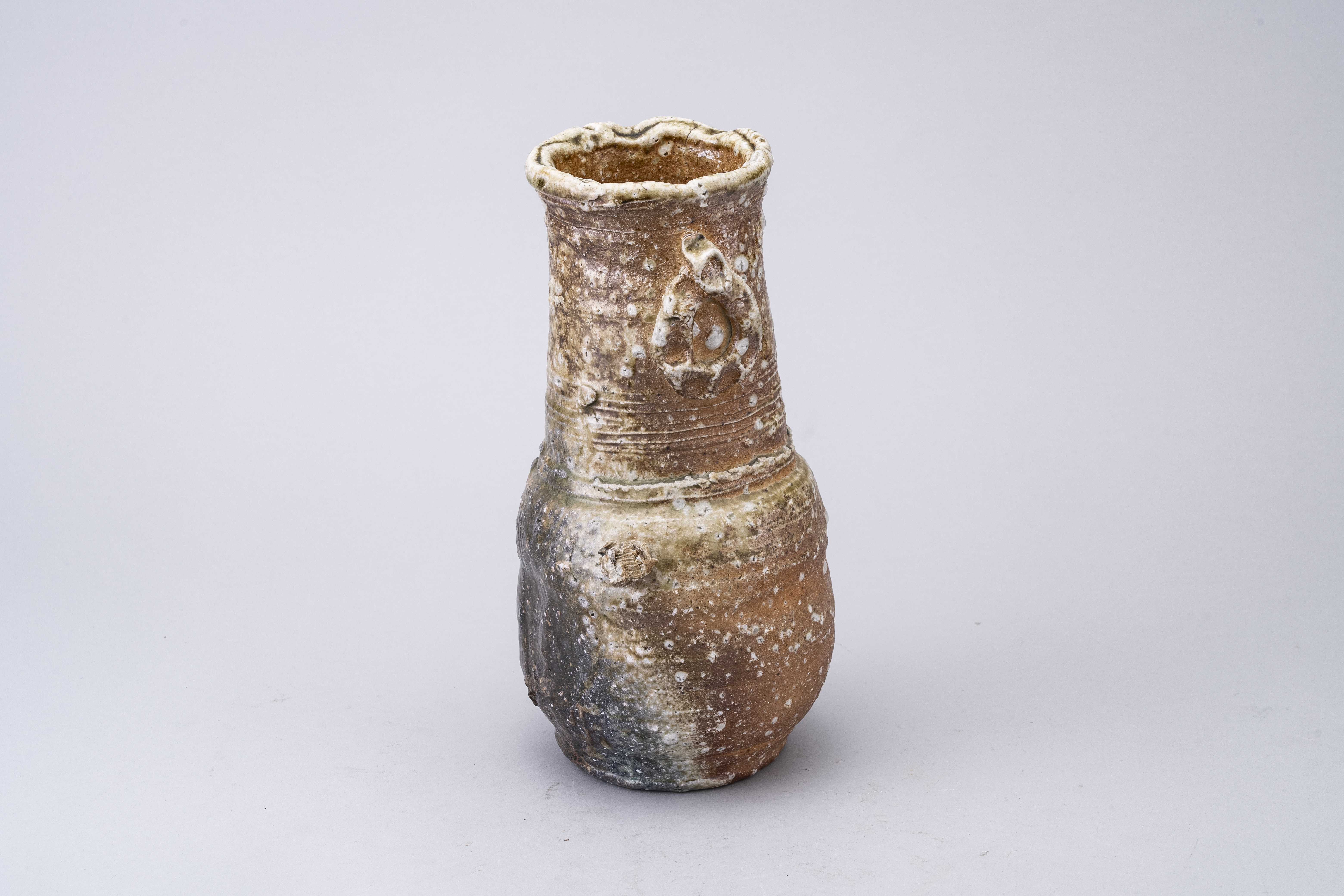Chūroku Flower Vase – Shigaraki ware KAMA