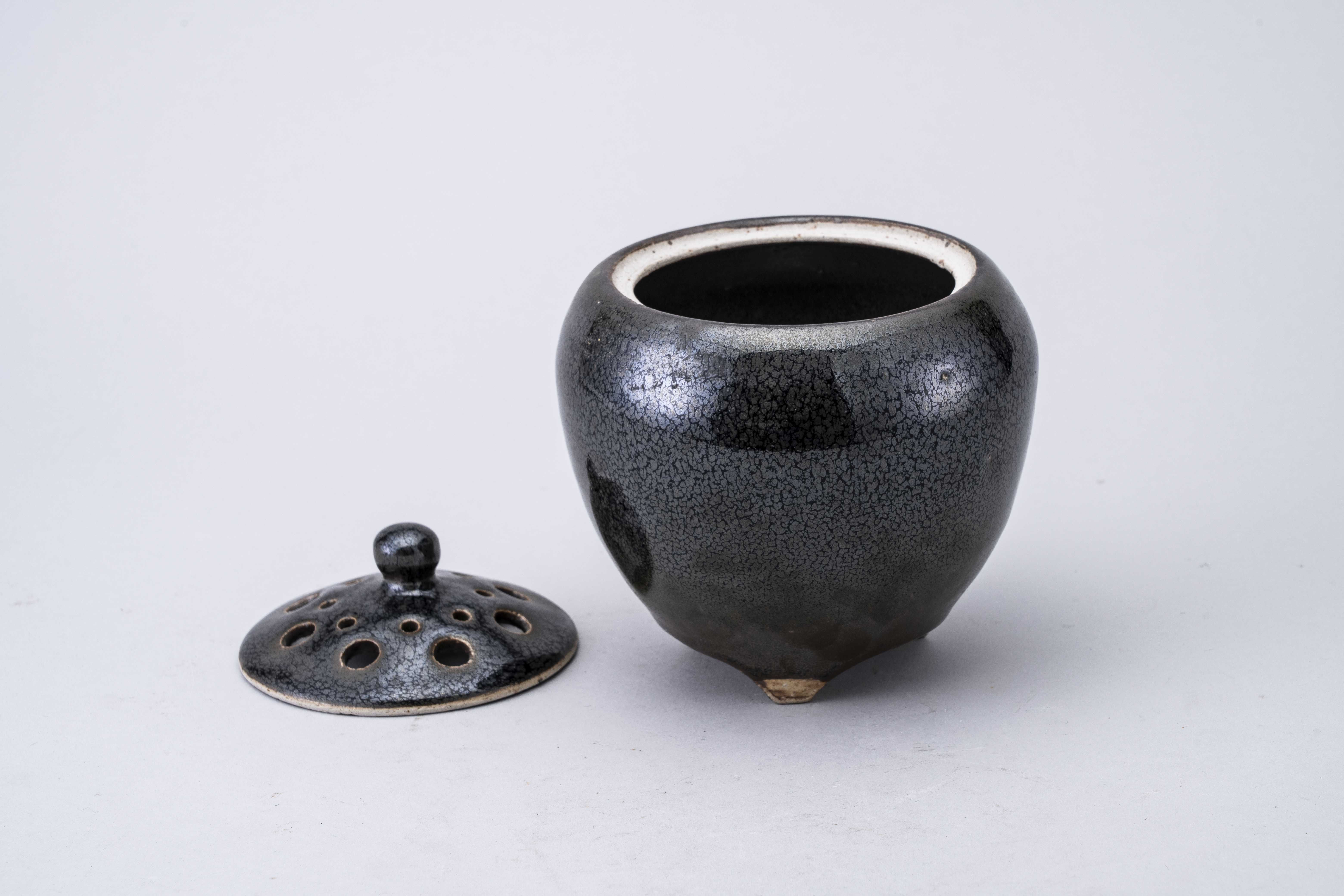 Tenpi Incense Burner – Shigaraki ware KAMA