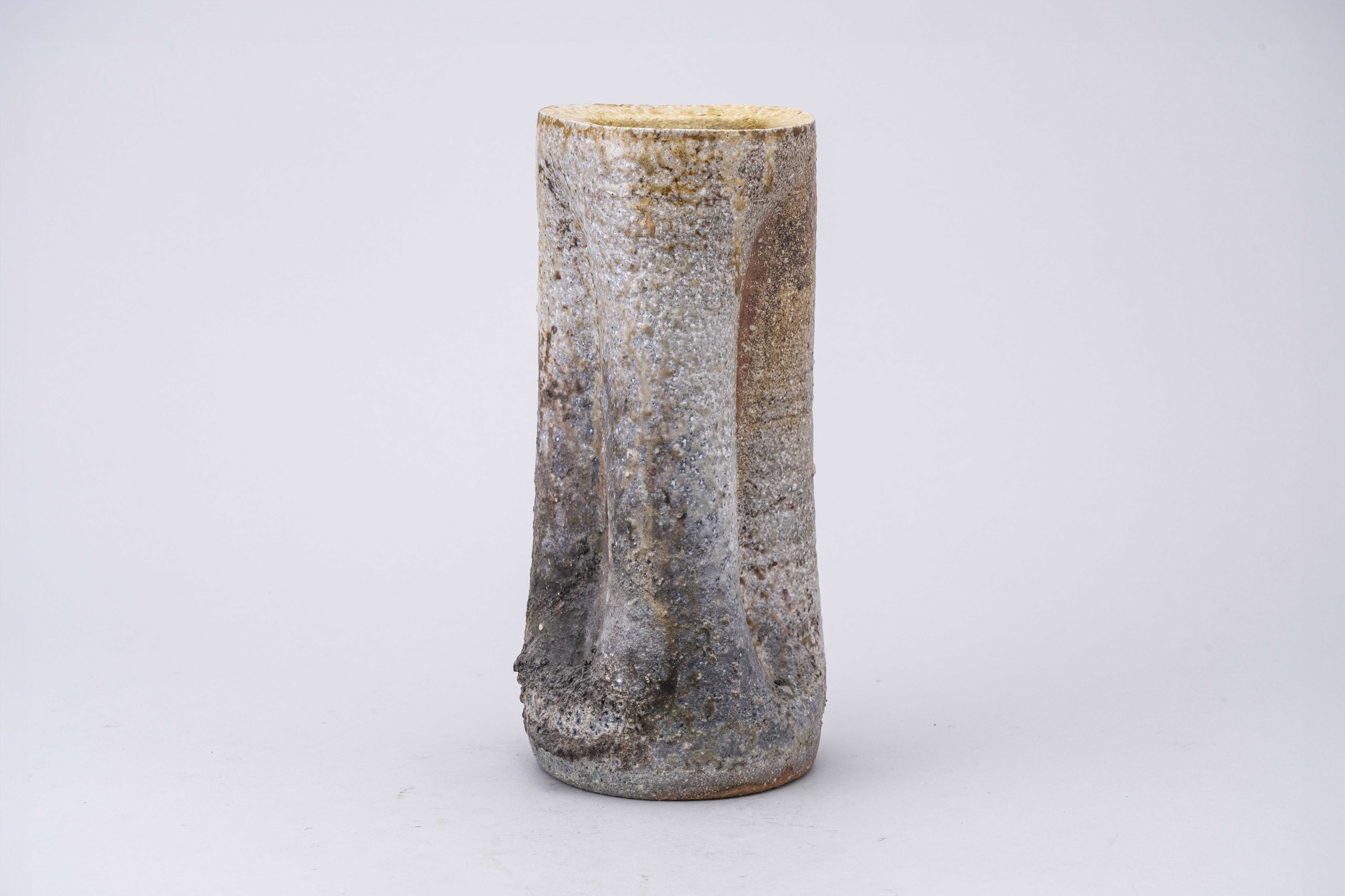 Wood-Fired Flower Vase B – Shigaraki ware KAMA
